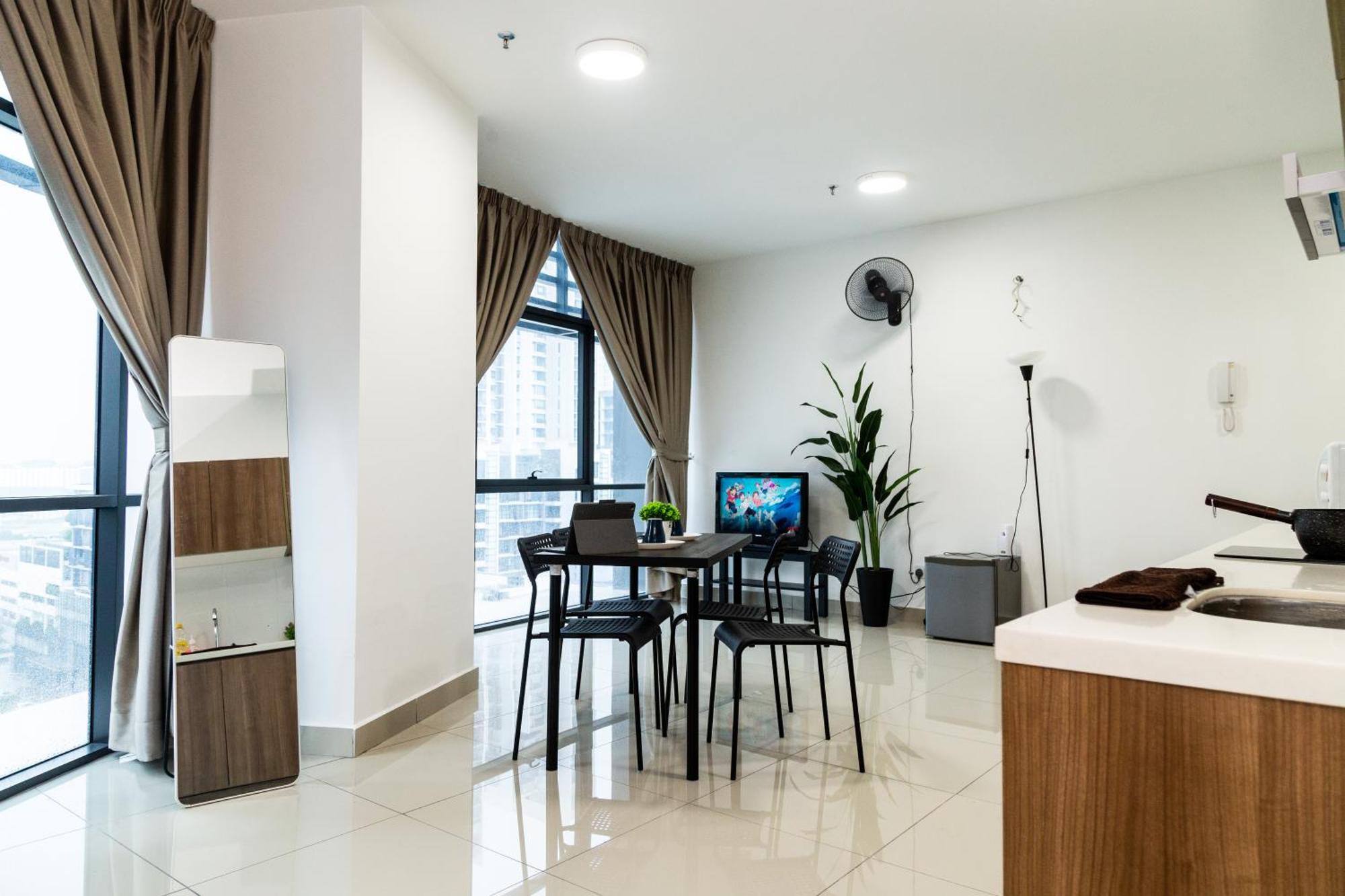Studio Units At Pacific Tower Near Jaya One By Comfyasia ペタリンジャヤ エクステリア 写真